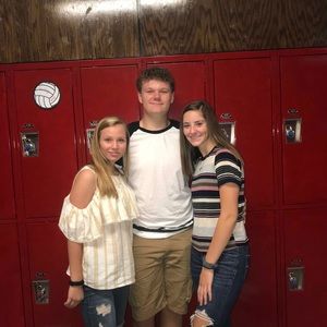 Meet your Posher, Eden